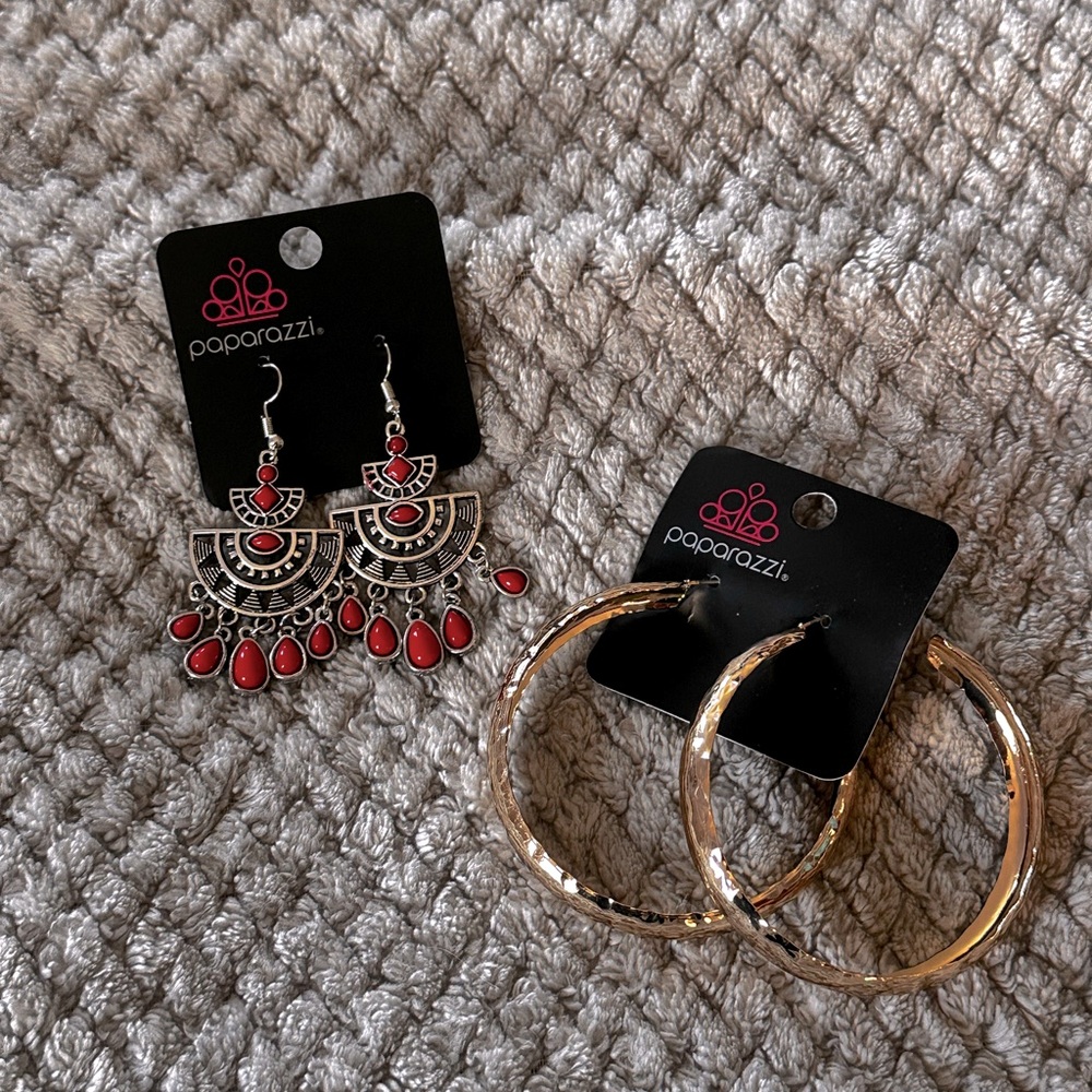 🎄 NEW Paparazzi Jewelry Earring Set of 2 Gold Hoops and Red Silver Tribal